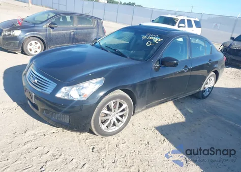 2009 Infiniti G37X z USA, uszkodzony, nr VIN JNKCV61F79M350248